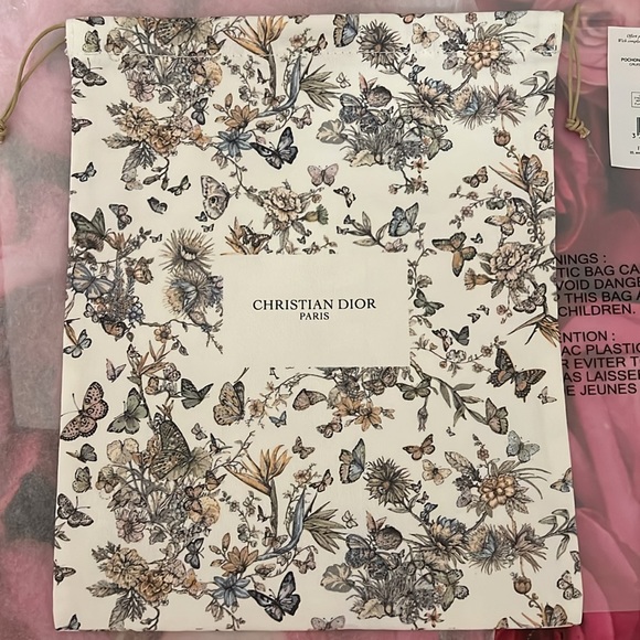 Dior Cruise 24 Drawstring Bag- Butterfly 9x11 - Picture 3 of 9